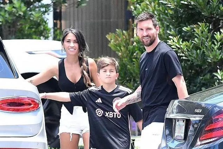Mỹ: Hình ảnh Lionel Messi và bà xã xinh đẹp đi xem ngôi nhà sang trọng ở Florida