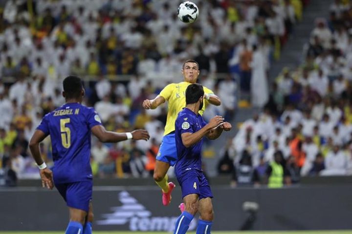 Đỉnh cao Ronaldo giúp Al Nassr thắng đậm: Phá kỷ lục 'không chiến' mọi thời đại