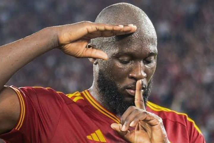Roma thắng trận kỷ lục dưới thời HLV Mourinho