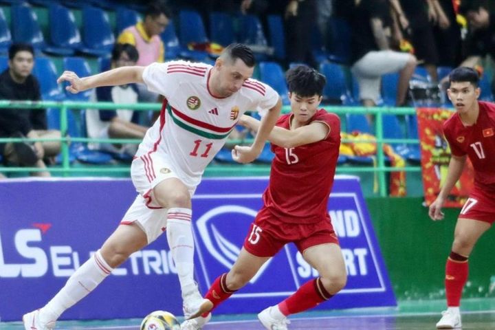 Cầu thủ trẻ của ĐT futsal Việt Nam bị 'ngộp' khi đấu với Hungary; Olympic Việt Nam sẵn sàng cho trận ra quân gặp Olympic Mông Cổ