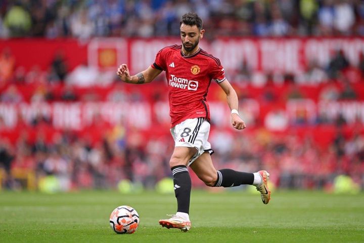 Top 10 cầu thủ chạy nhiều nhất Premier League 2022/23: Bruno Fernandes đứng thứ 2