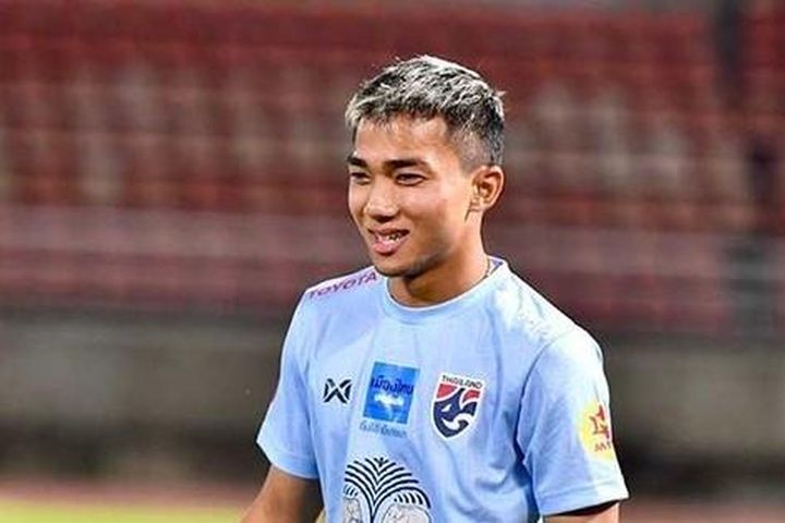 Chanathip lỡ hẹn trận mở màn AFC Champions League