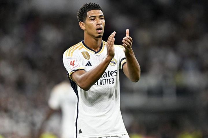 Tin mới nhất bóng đá sáng 19/9: Bellingham được Real Madrid vinh danh
