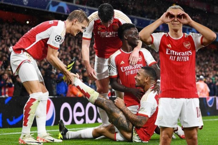 Chùm ảnh: Arsenal 'vùi dập' PSV sau 6 năm trở lại Champions League