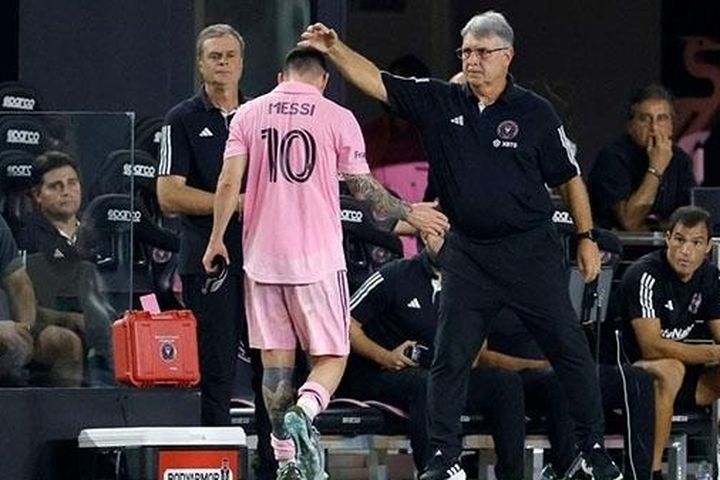 Messi rời sân sớm, Inter Miami vẫn có chiến thắng đậm tại MLS