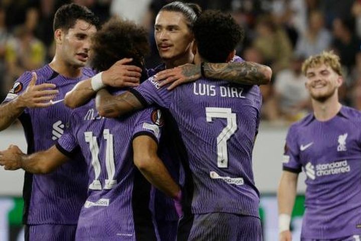 Liverpool ngược dòng thắng tưng bừng chủ nhà LASK Linz
