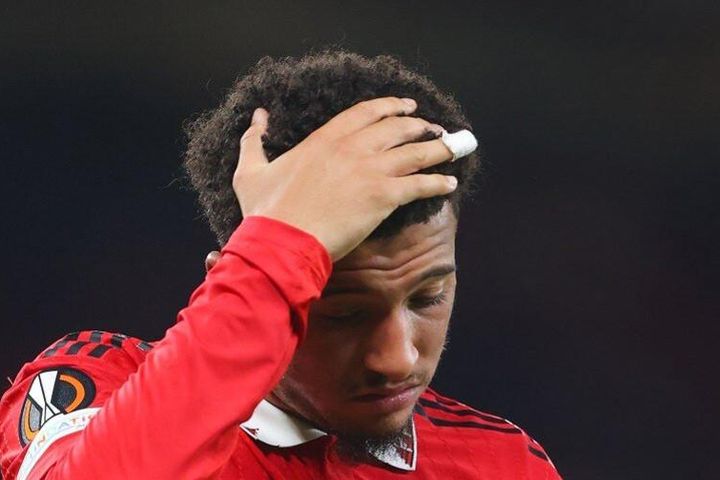 MU chấp nhận 'cắt lỗ' tống khứ Jadon Sancho