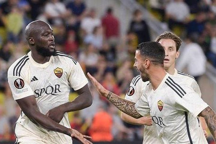 Liverpool và West Ham lội ngược dòng tại Europa League, Lukaku lập kỷ lục