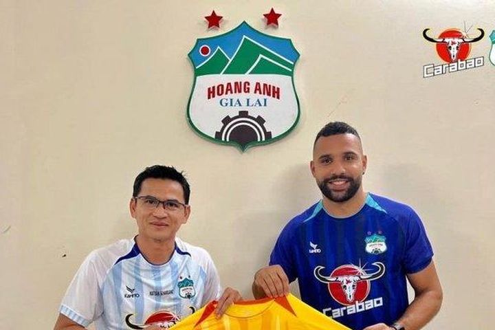 HAGL nổ 'bom tấn' với đồng đội cũ của Neymar