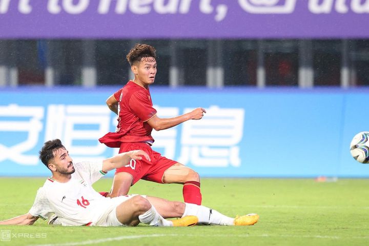Olympic Việt Nam đối mặt nguy cơ bị loại; HLV Solskjaer thừa nhận Man Utd sai lầm lớn khi tái hợp Ronaldo