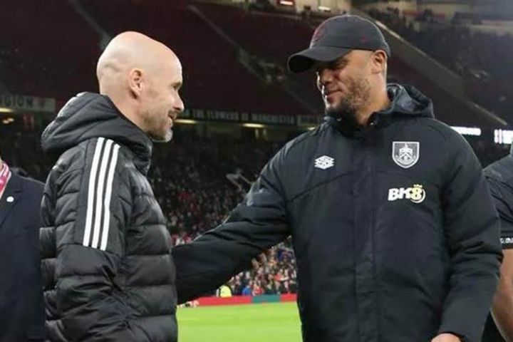 Họp báo MU đấu Burnley: Ten Hag bình luận về tin đồn nội bộ bất hòa