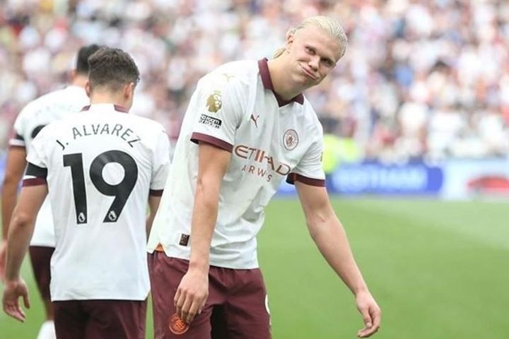 Pep 'mất ngủ' vì phong độ của Haaland