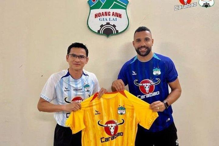 Hoàng Anh Gia Lai chiêu mộ đồng đội cũ của Neymar