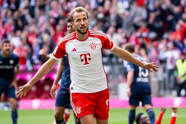 Harry Kane lập hat-trick, sớm đi vào lịch sử Bayern