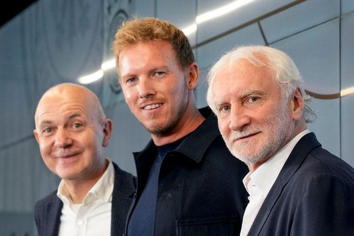 Bị Bayern 'trảm', lên làm thuyền trưởng đội tuyển Đức