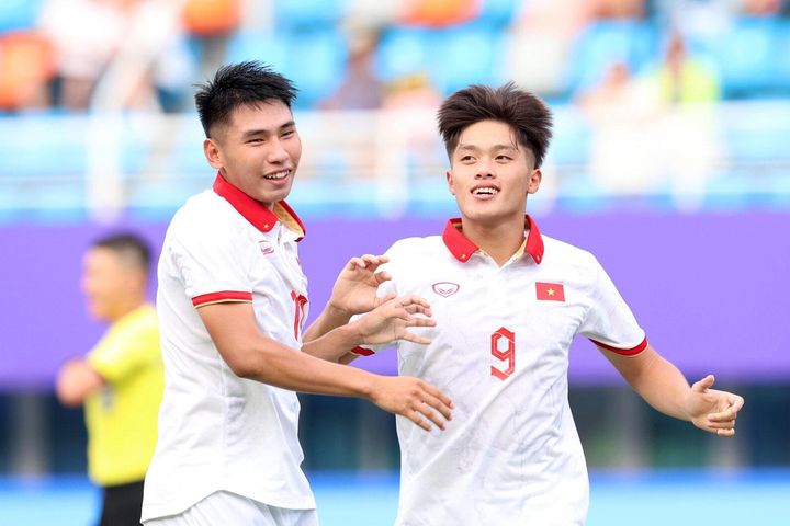Lịch thi đấu bóng đá hôm nay 24/9 và sáng 25/9