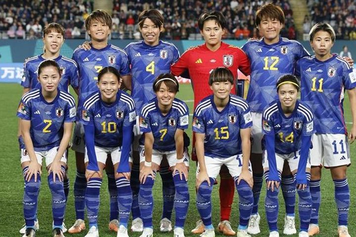 Thắng dễ Nepal 8-0, Nhật Bản giành lại ngôi đầu bảng