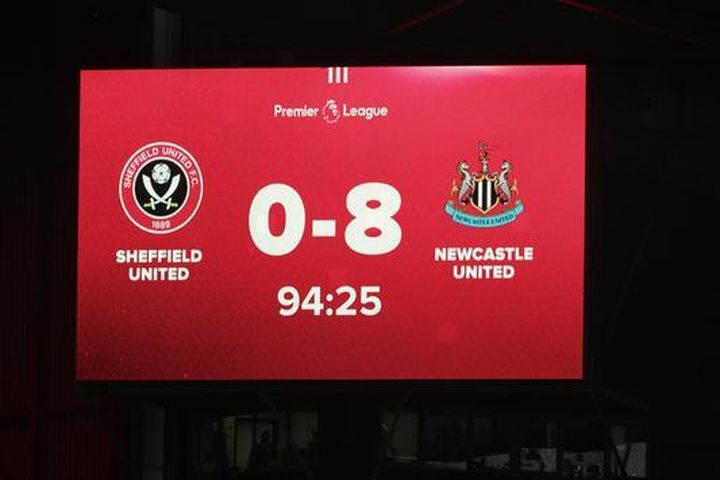 Newcastle tạo ra cơn địa chấn trên sân Bramall Lane