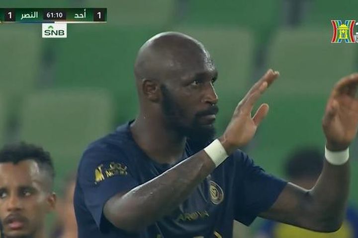 CLB Al Nassr thắng đậm trên sân khách