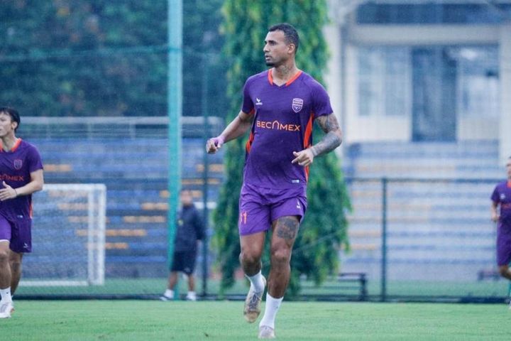 Chuyển nhượng V-League: CLB Bình Dương đón trung vệ đẳng cấp người Brazil