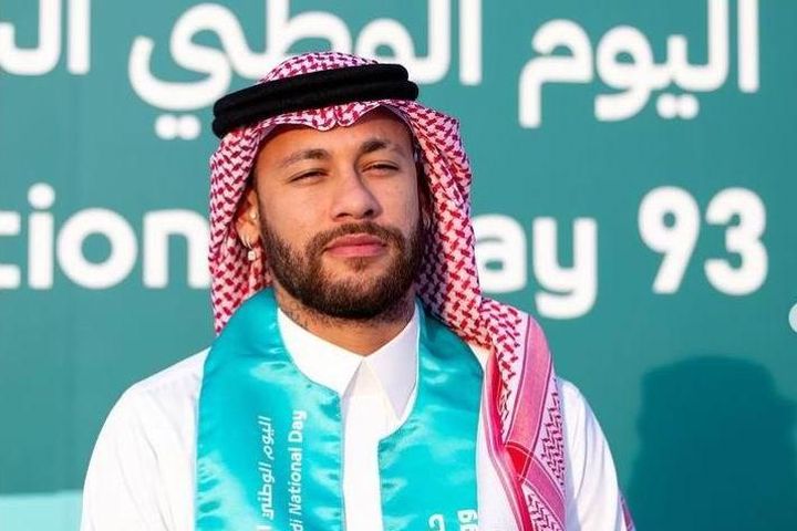 Neymar phản ứng cực gắt khi bị cho là 'quyền lực đen' ở Al Hilal