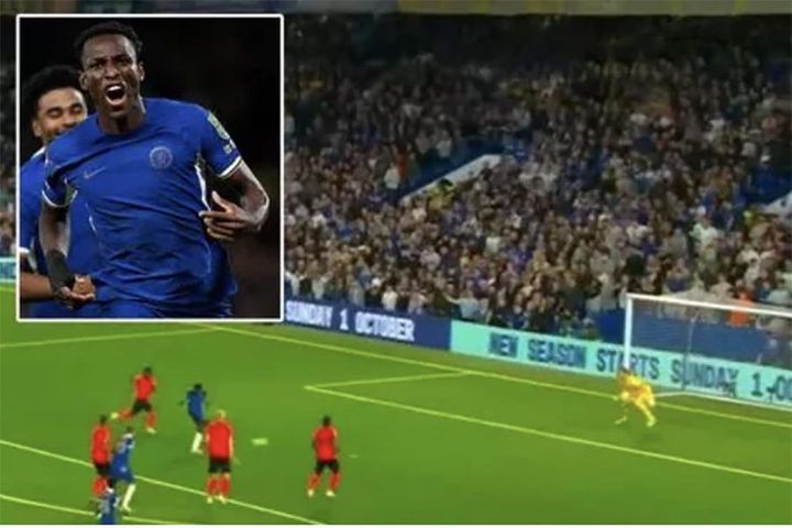Chelsea có bàn thắng khó tin trong tháng 9