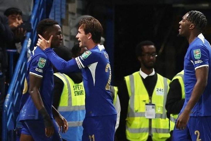 Chelsea thắng giải tỏa ở Carabao Cup