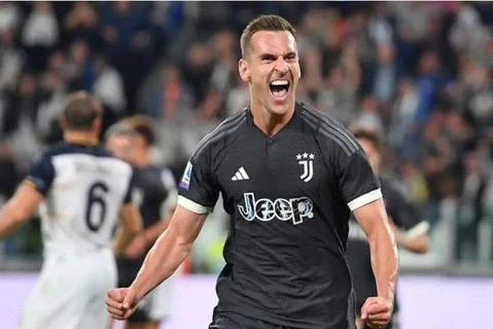 Juventus giải bài toán Lecce