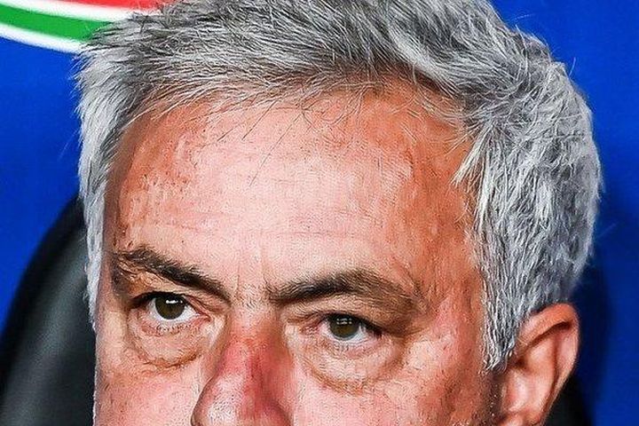 Mourinho & sự đáng sợ của lời nguyền mùa thứ 3